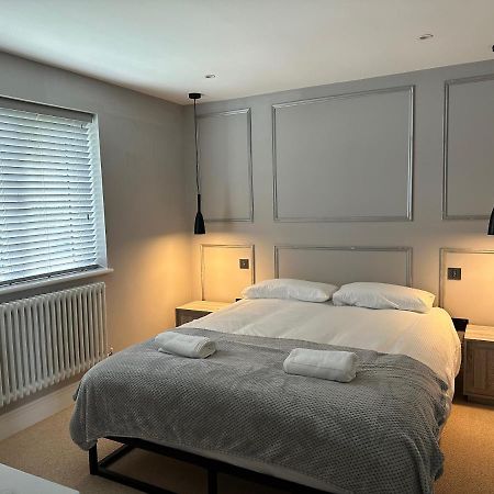 A Luxury 2 Bedroom Apartment Barnet Extérieur photo