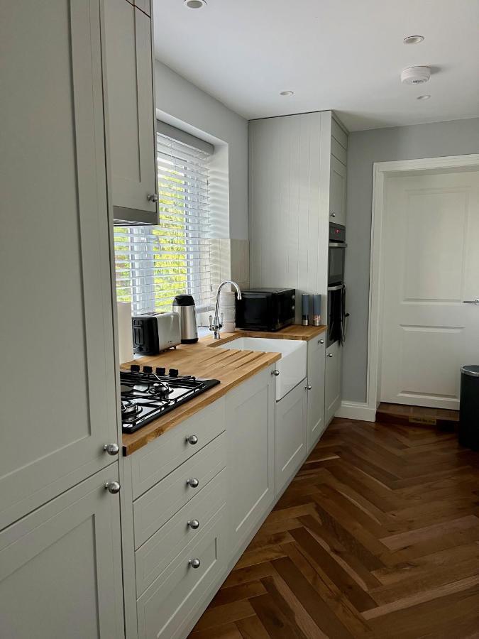 A Luxury 2 Bedroom Apartment Barnet Extérieur photo