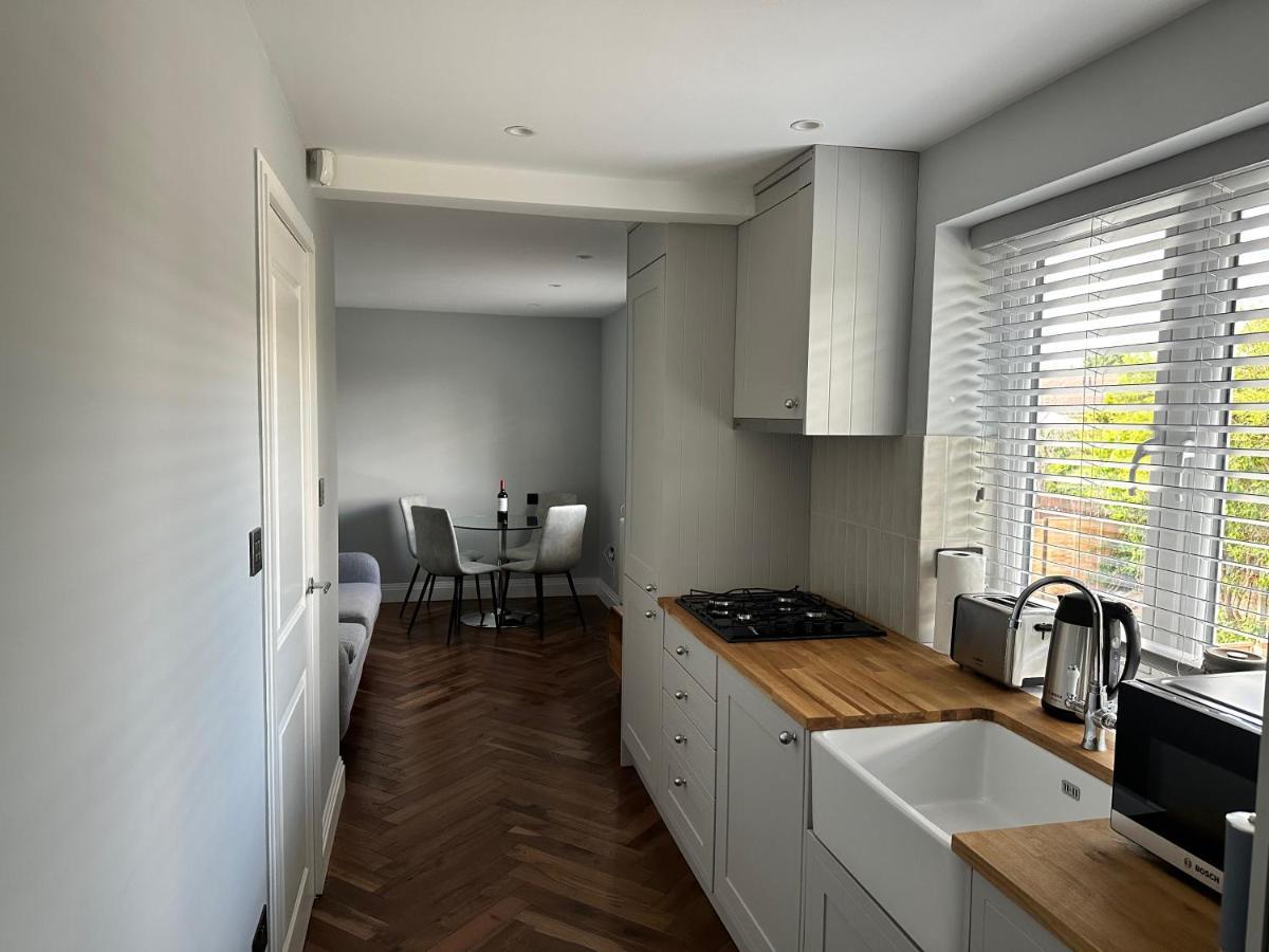 A Luxury 2 Bedroom Apartment Barnet Extérieur photo