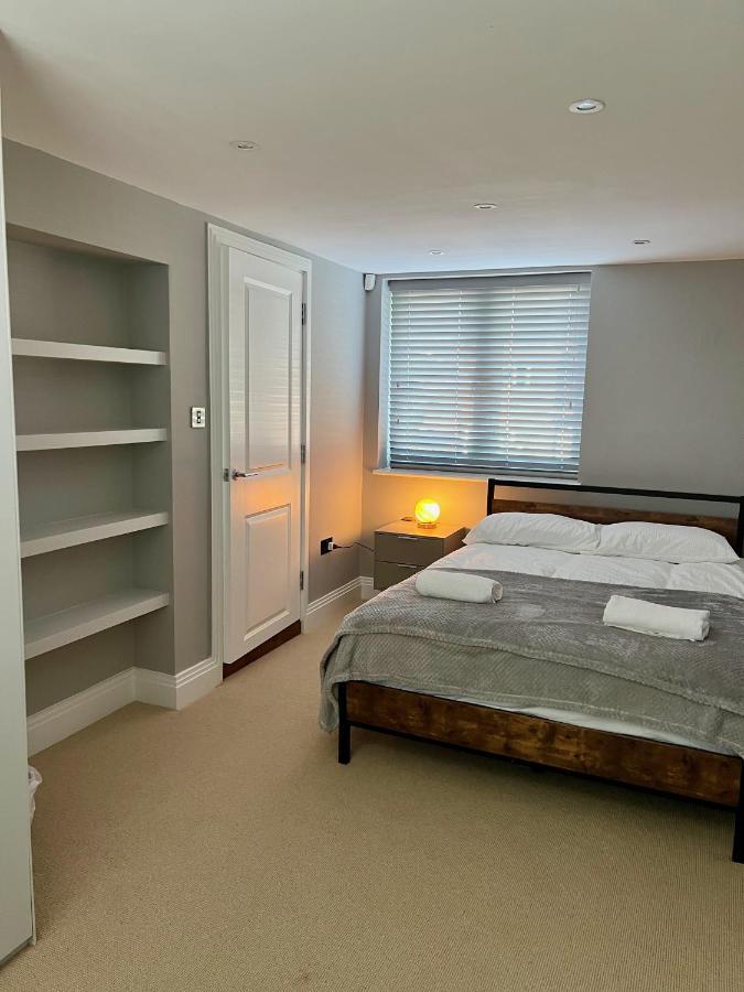 A Luxury 2 Bedroom Apartment Barnet Extérieur photo